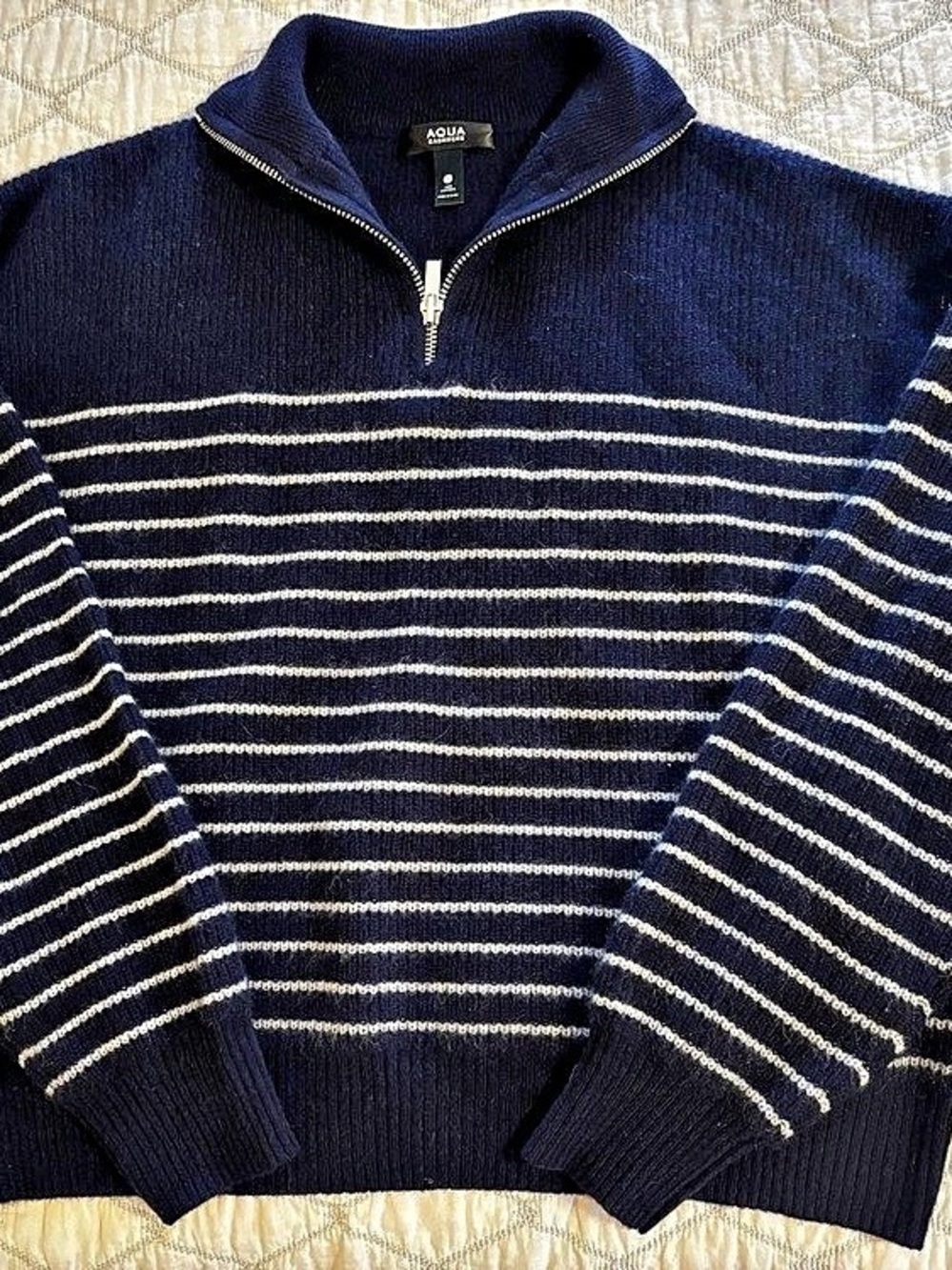 AQUA Cashmere Striped Cashmere Sweater in Blue & White Size Small